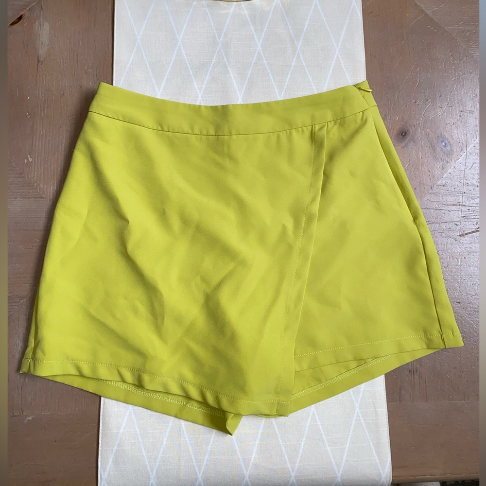 Sincerely Jules Lime Green Skort